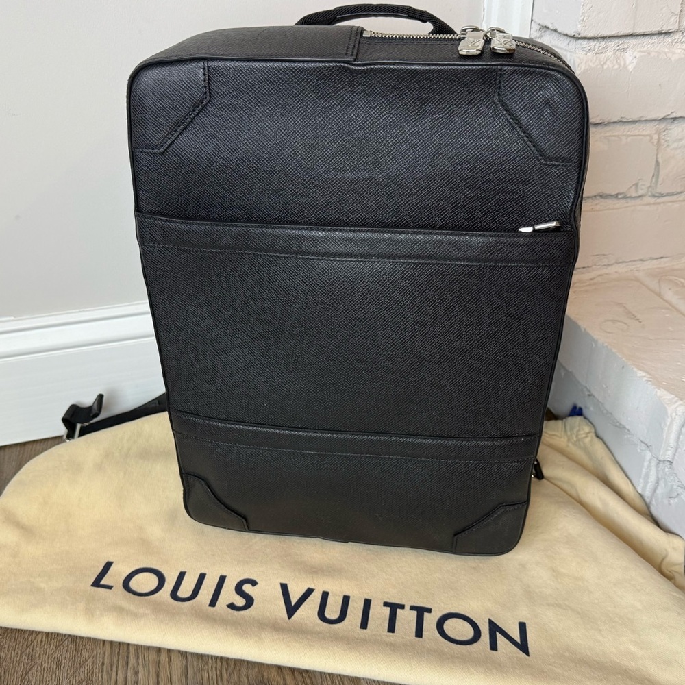 Louis Vuitton Briefcase Backpack Taiga Leather Black